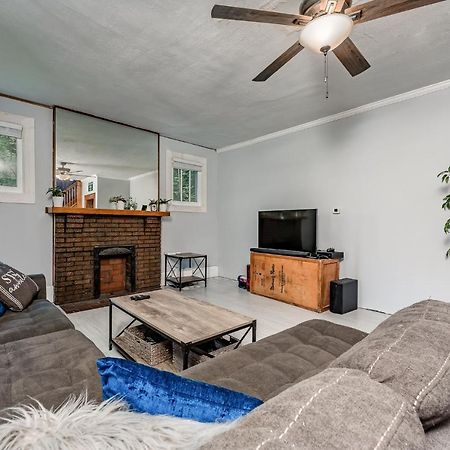 Awesome House, 5 Minutes To Dt, 2 Miles To Stadium And Ruby Memorial! Morgantown Bagian luar foto
